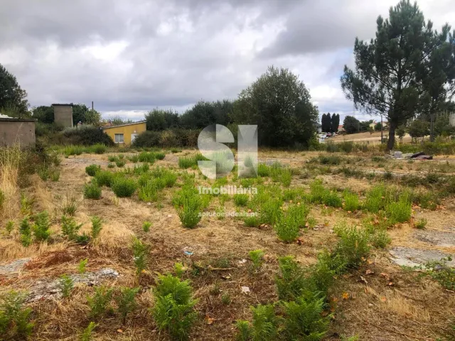 Terreno Urbano T0 - S�o Tom� do Castelo e Justes, Vila Real, Vila Real - Miniatura: 12/19