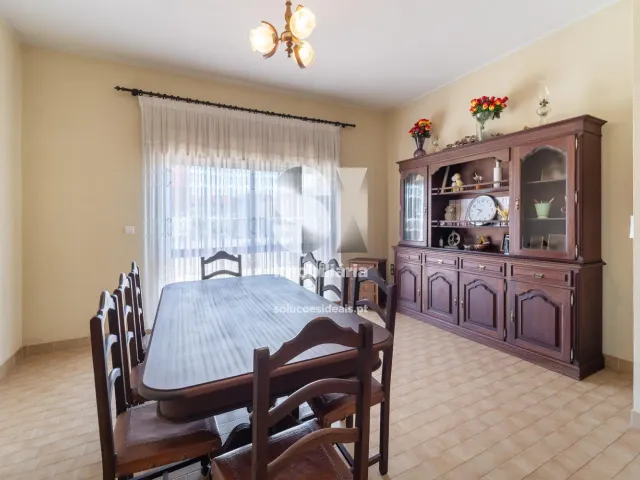 Moradia > T6 - Vieira de Leiria, Marinha Grande, Leiria - Miniatura: 3/35