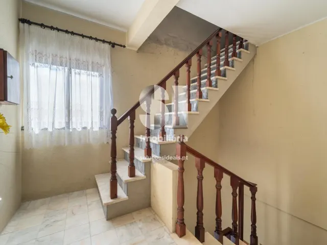 Moradia > T6 - Vieira de Leiria, Marinha Grande, Leiria - Miniatura: 18/35