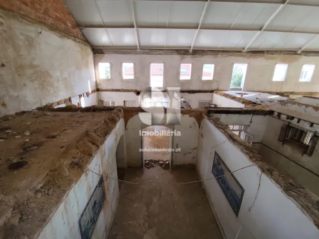 Armaz�m T0 - Arcos, Anadia, Aveiro - Miniatura: 17/32