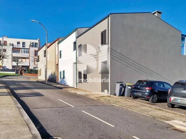 Moradia T3 - Valongo, Valongo, Porto - Miniatura: 1/35