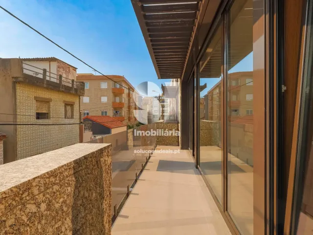 Moradia T2 - A Ver-o-Mar, P�voa de Varzim, Porto - Miniatura: 18/19