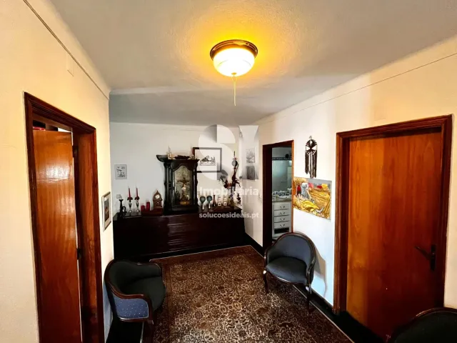 Moradia T5 - Adoufe e Vilarinho de Samard�, Vila Real, Vila Real - Miniatura: 4/49