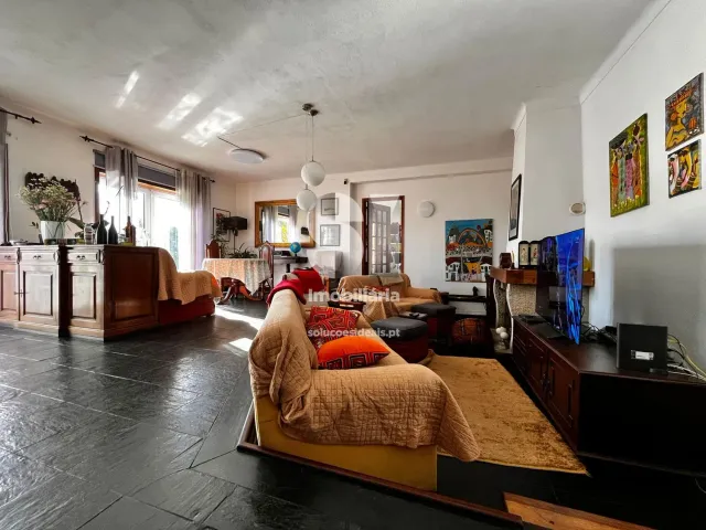 Moradia T5 - Adoufe e Vilarinho de Samard�, Vila Real, Vila Real - Miniatura: 12/49