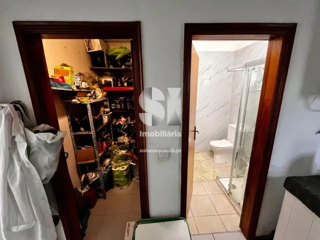 Moradia T5 - Adoufe e Vilarinho de Samard�, Vila Real, Vila Real - Miniatura: 17/49