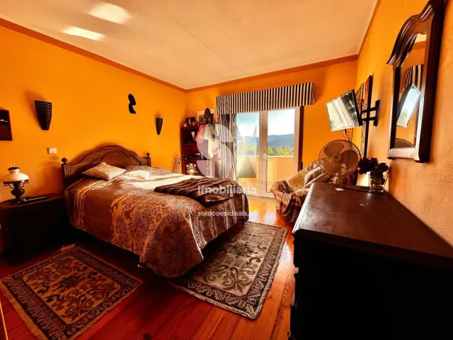 Moradia T5 - Adoufe e Vilarinho de Samard�, Vila Real, Vila Real - Miniatura: 29/49