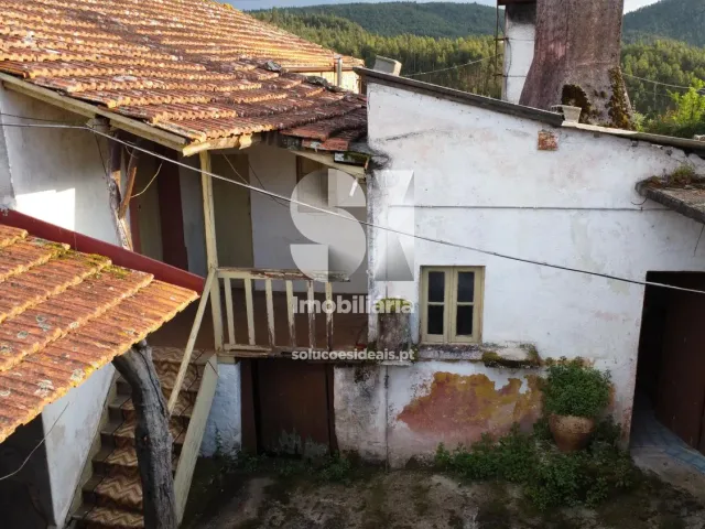 Moradia T2 - S�o Miguel de Poiares, Vila Nova de Poiares, Coimbra - Miniatura: 1/26