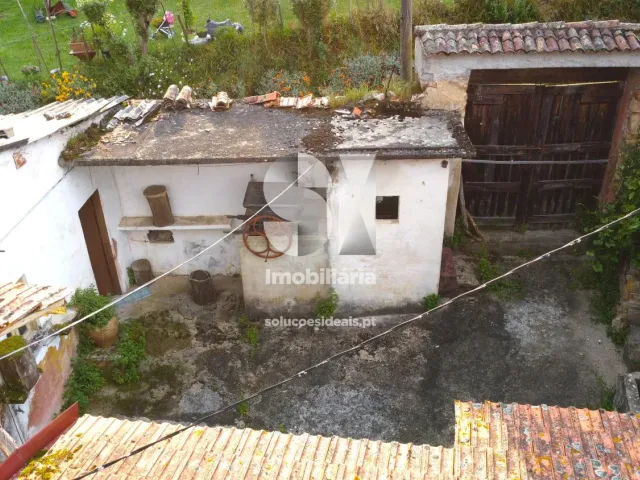 Moradia T2 - S�o Miguel de Poiares, Vila Nova de Poiares, Coimbra - Miniatura: 15/26