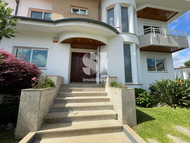 Moradia T6 - Maia, Maia, Porto - Miniatura: 1/45