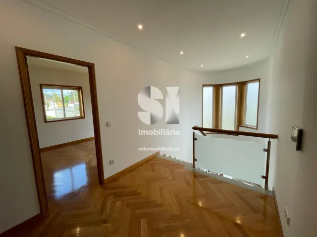 Moradia T6 - Maia, Maia, Porto - Miniatura: 27/45