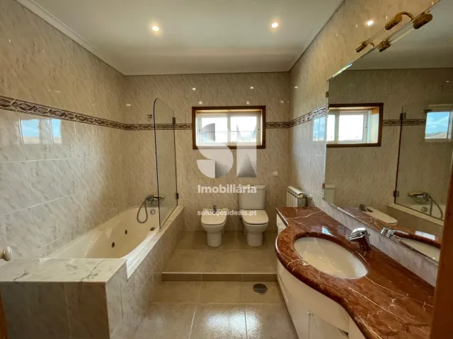 Moradia T6 - Maia, Maia, Porto - Miniatura: 32/45