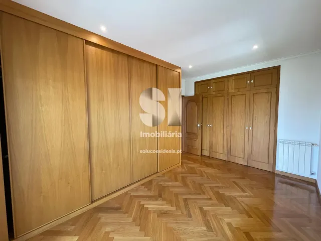 Moradia T6 - Maia, Maia, Porto - Miniatura: 37/45