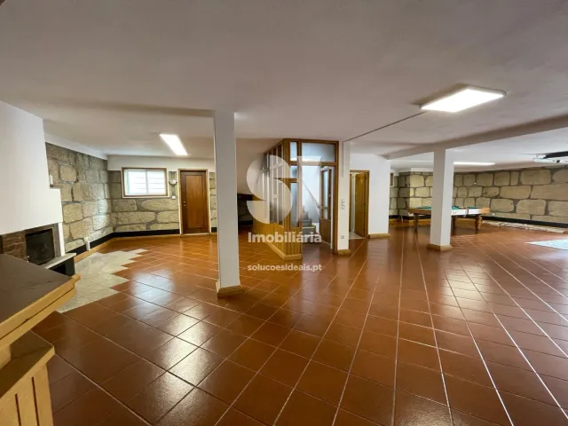 Moradia T6 - Maia, Maia, Porto - Miniatura: 42/45