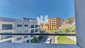 Apartamento T2 - Sobreira, Paredes, Porto