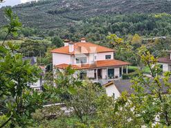 Moradia T4 - Bodiosa, Viseu, Viseu