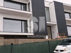 Apartamento T2 - Mansores, Arouca, Aveiro