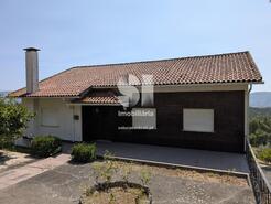 Moradia > T6 - Paradela, Penacova, Coimbra - Miniatura: 34/39