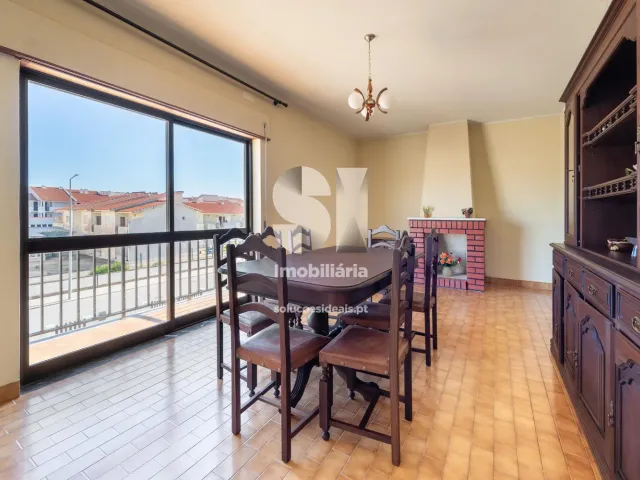 Moradia > T6 - Vieira de Leiria, Marinha Grande, Leiria - Miniatura: 19/35