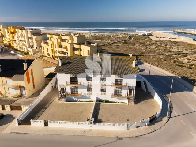 Moradia > T6 - Vieira de Leiria, Marinha Grande, Leiria - Miniatura: 30/35