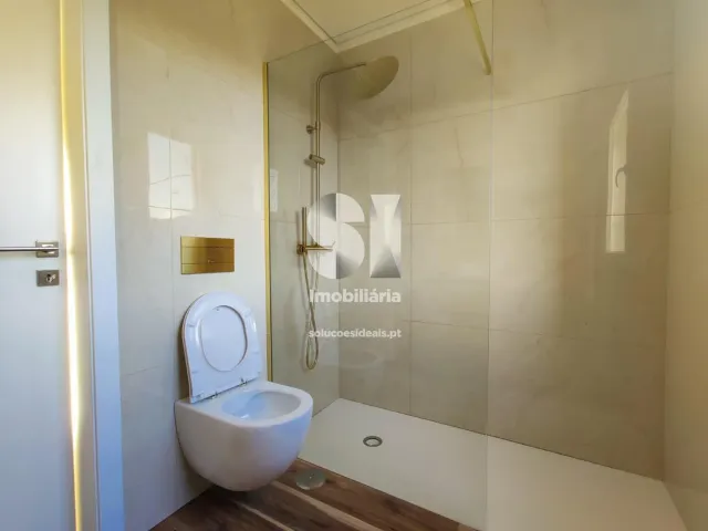 Moradia T3 - Espinho, Braga, Braga - Miniatura: 16/44