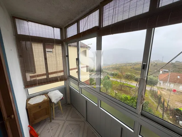 Moradia T2 - Sanfins do Douro, Alij�, Vila Real - Miniatura: 11/22