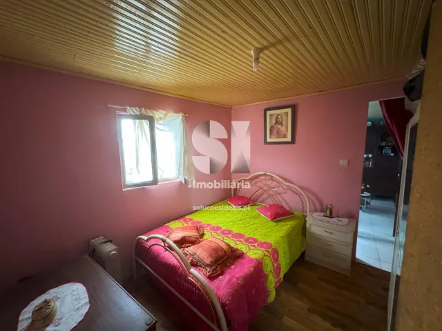 Moradia T2 - Sanfins do Douro, Alij�, Vila Real - Miniatura: 13/22