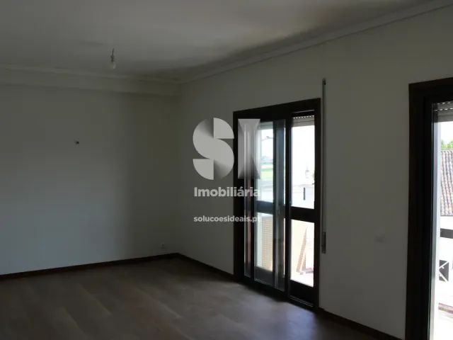 Apartamento T3 - Esgueira, Aveiro, Aveiro - Miniatura: 21/28