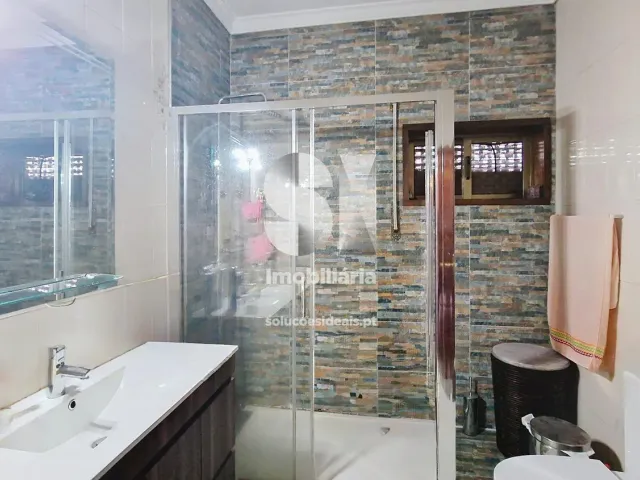 Moradia T3 - Rebordosa, Paredes, Porto - Miniatura: 39/47