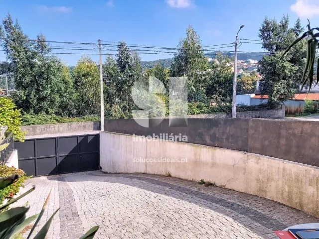 Moradia T3 - Rebordosa, Paredes, Porto - Miniatura: 42/47