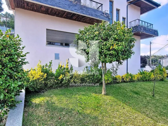 Moradia T3 - Rebordosa, Paredes, Porto - Miniatura: 46/47