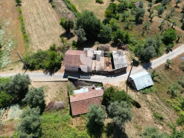 Moradia T3 - Sarzedo, Arganil, Coimbra - Miniatura: 1/19