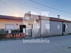 Moradia T3 - Gandra, Paredes, Porto - Miniatura: 1/31