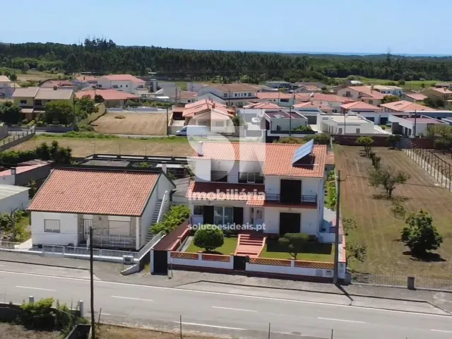 Moradia T6 - Vieira de Leiria, Marinha Grande, Leiria - Miniatura: 1/43