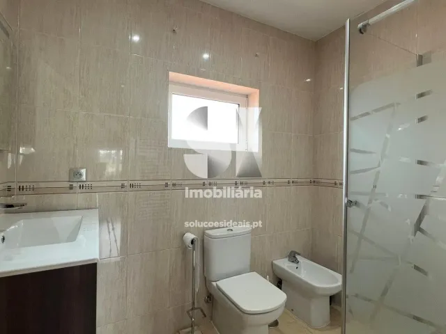 Moradia T6 - Vieira de Leiria, Marinha Grande, Leiria - Miniatura: 27/43