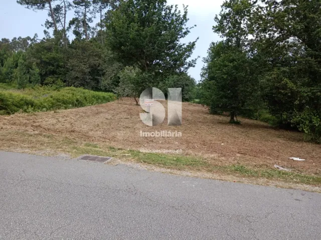 Terreno Urbano T0 - Eixo, Aveiro, Aveiro