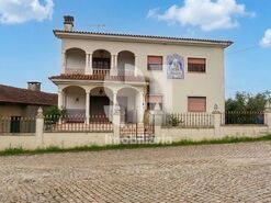 Moradia T6 - Mouronho, T�bua, Coimbra