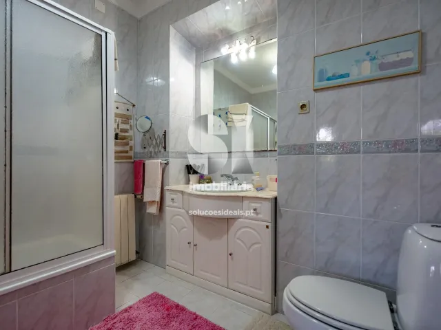 Moradia T5 - Alfeizer�o, Alcoba�a, Leiria - Miniatura: 20/29