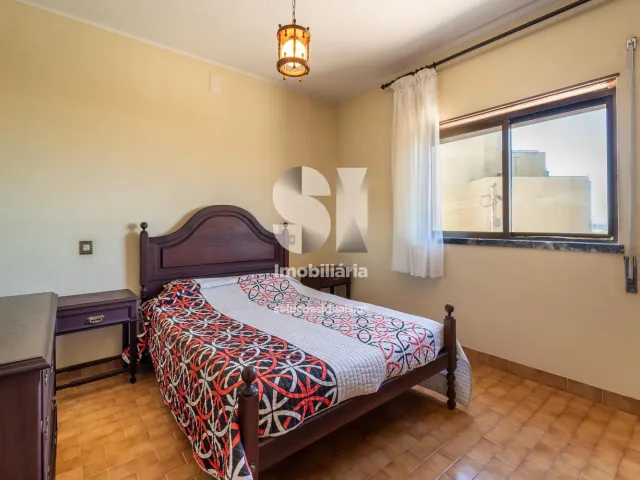 Moradia > T6 - Vieira de Leiria, Marinha Grande, Leiria - Miniatura: 41/49