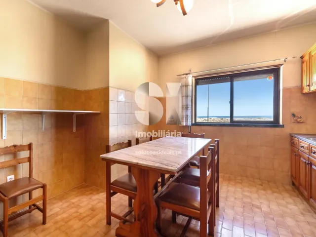 Moradia > T6 - Vieira de Leiria, Marinha Grande, Leiria - Miniatura: 47/49