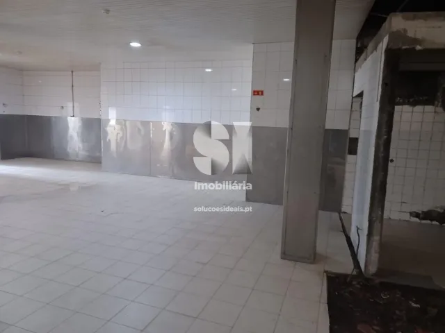 Com�rcio T0 - S�o Miguel de Poiares, Vila Nova de Poiares, Coimbra - Miniatura: 15/15