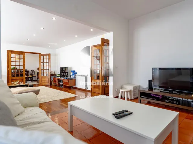 Apartamento T4 - Santo Ant�nio dos Olivais, Coimbra, Coimbra - Miniatura: 5/35