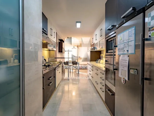 Apartamento T4 - Santo Ant�nio dos Olivais, Coimbra, Coimbra - Miniatura: 13/35