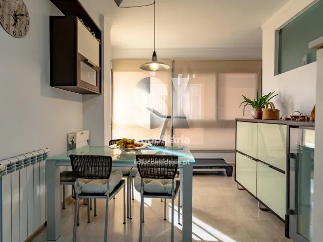 Apartamento T4 - Santo Ant�nio dos Olivais, Coimbra, Coimbra - Miniatura: 14/35