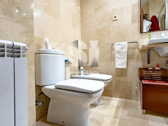 Apartamento T4 - Santo Ant�nio dos Olivais, Coimbra, Coimbra - Miniatura: 22/35