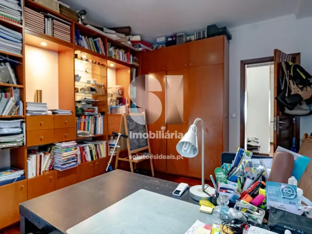 Apartamento T4 - Santo Ant�nio dos Olivais, Coimbra, Coimbra - Miniatura: 27/35