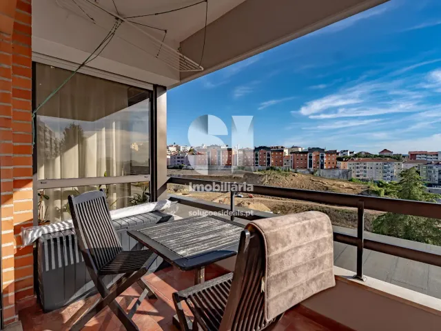 Apartamento T4 - Santo Ant�nio dos Olivais, Coimbra, Coimbra - Miniatura: 29/35
