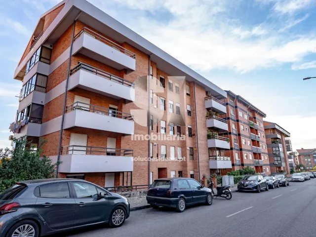 Apartamento T4 - Santo Ant�nio dos Olivais, Coimbra, Coimbra - Miniatura: 30/35