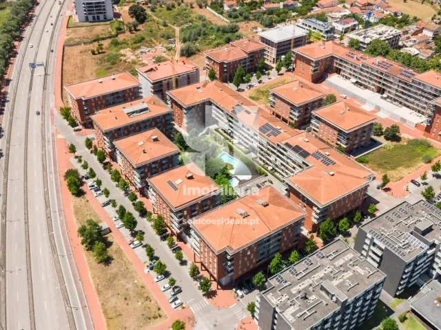 Apartamento T5 - Santo Ant�nio dos Olivais, Coimbra, Coimbra - Miniatura: 3/47