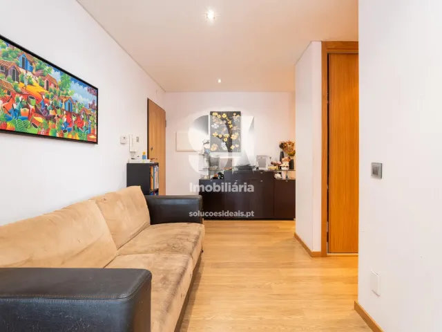 Apartamento T5 - Santo Ant�nio dos Olivais, Coimbra, Coimbra - Miniatura: 20/47