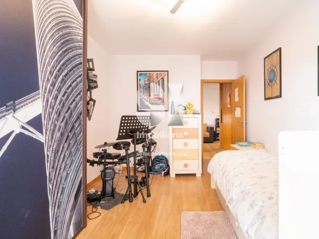 Apartamento T5 - Santo Ant�nio dos Olivais, Coimbra, Coimbra - Miniatura: 39/47